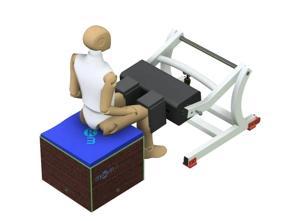 Dispositif de rééducation avec mannequin en position d'exercice, conçu pour générer un mouvement qui stimule la circulation sanguine et favorise le drainage lymphatique.
