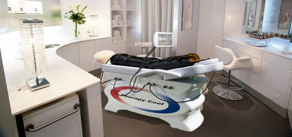 Beauty cabin equipped with a thermal contrast therapy system to stimulate circulation and cellular metabolism.